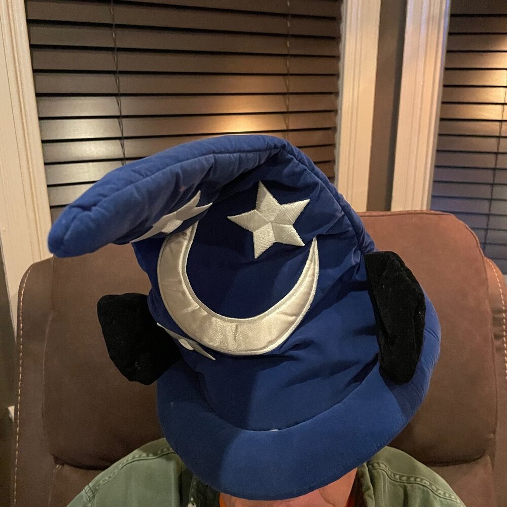 Disney Mickey Magic Hat
